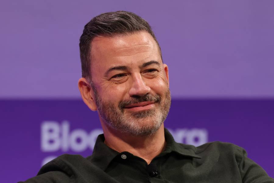 El humorista Jimmy Kimmel extiende su contrato con ABC por un a&ntilde;o m&aacute;s