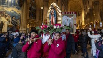 Migrantes en EU claman a la Virgen de Guadalupe ante redadas y temor de deportaciones