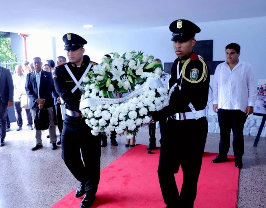 Gobierno de Panamá inicia jornada de duelo en aniversario de la invasión de Estadounidense