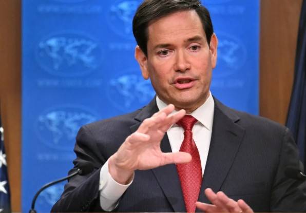 Trump no descarta guerra con Venezuela; EEUU endurece bloqueo petrolero