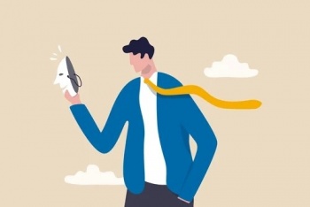 S&iacute;ndrome del impostor: qu&eacute; es y c&oacute;mo superarlo en el trabajo