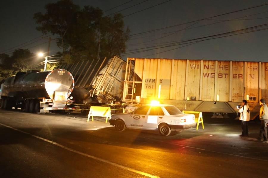 Percance entre unidad de carga y el Tren Interoceánico en Chiapas deja solo daños materiales