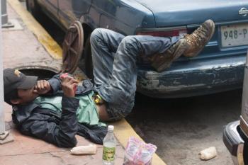 Disminuye uso de drogas en adolescentes, pero aumenta entre la poblaci&oacute;n adulta