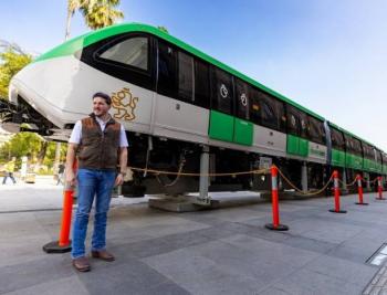 Gobernador Samuel Garc&iacute;a presenta tren el&eacute;ctrico monorriel para Nuevo Le&oacute;n con miras al Mundial 2026