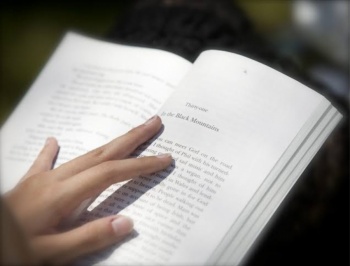 Libros cortos y adictivos para devorar en un solo fin de semana