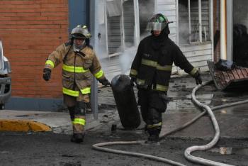 Incendio en vivienda de Iztapalapa cobra la vida de dos personas y deja dos heridos