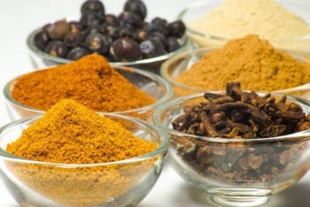 Gu&iacute;a definitiva de especias: c&oacute;mo combinarlas para potenciar sabores