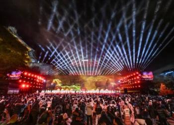 El mundo recibe el 2026 entre esperanza, duelo y grandes desaf&iacute;os