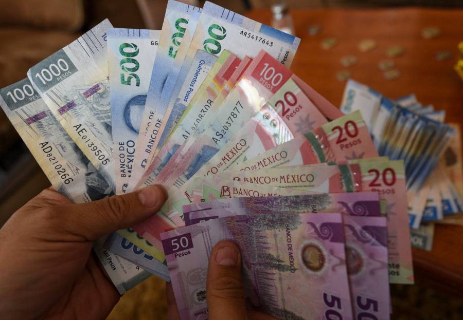 Salario mínimo sube en 2026 y se ubica en 9,582 pesos mensuales