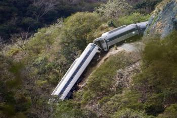 Sube a 14 el saldo fatal por el accidente del Tren Interoce&aacute;nico en Oaxaca