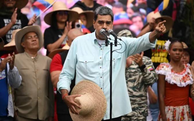 EEUU impone nuevas sanciones contra cercanos a Maduro
