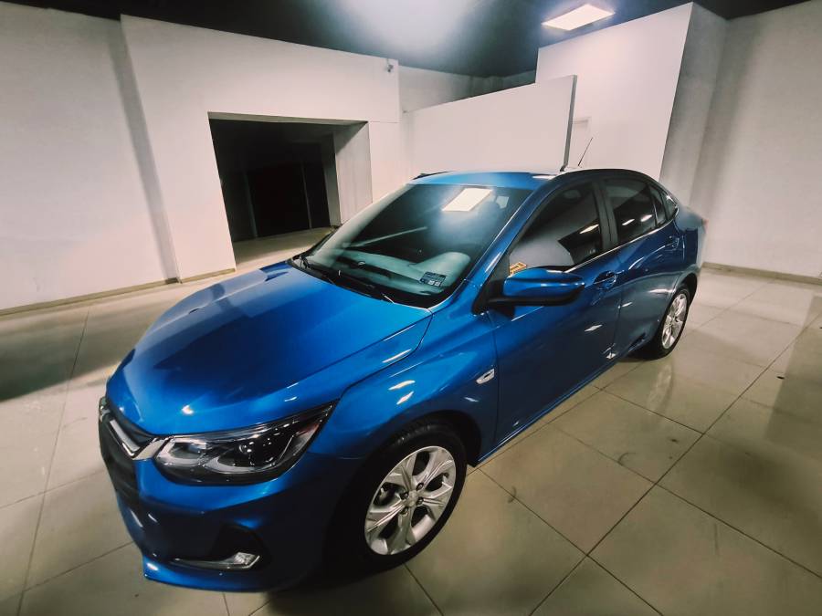 Ventas de autos nuevos superan 1.5 millones de unidades en 2025