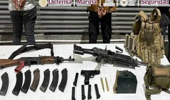 Detienen a 16 personas y aseguran armas durante operativo en Michoac&aacute;n