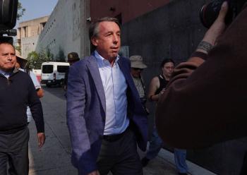 Emilio Azc&aacute;rraga Jean vende acciones de Televisa a sus copresidentes ejecutivos