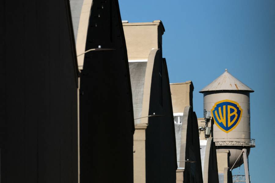 Warner Bros rechaza oferta mejorada de Paramount y confirma preferencia por Netflix