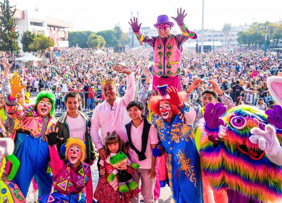 Janecarlo Lozano reúne a 40 mil vecinos en festejo de Día de Reyes en Gustavo A. Madero