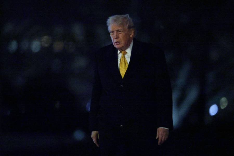 Senado de EE. UU. avanza resolución para limitar poderes militares de Trump en Venezuela