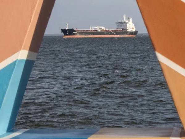 Venezuela entregará hasta 50 millones de barriles de petróleo a EEUU: Trump