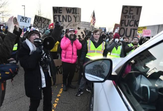 Protestas en Minneapolis tras la muerte de una mujer durante operativo de ICE