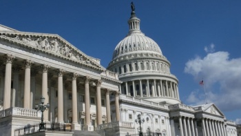 Congresistas de Estados Unidos rechazan amenazas militares de Trump contra M&eacute;xico y Venezuela