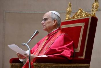 Papa Le&oacute;n XIV lamenta exclusi&oacute;n de v&iacute;ctimas de abuso y reconoce que la Iglesia caus&oacute; una herida profunda