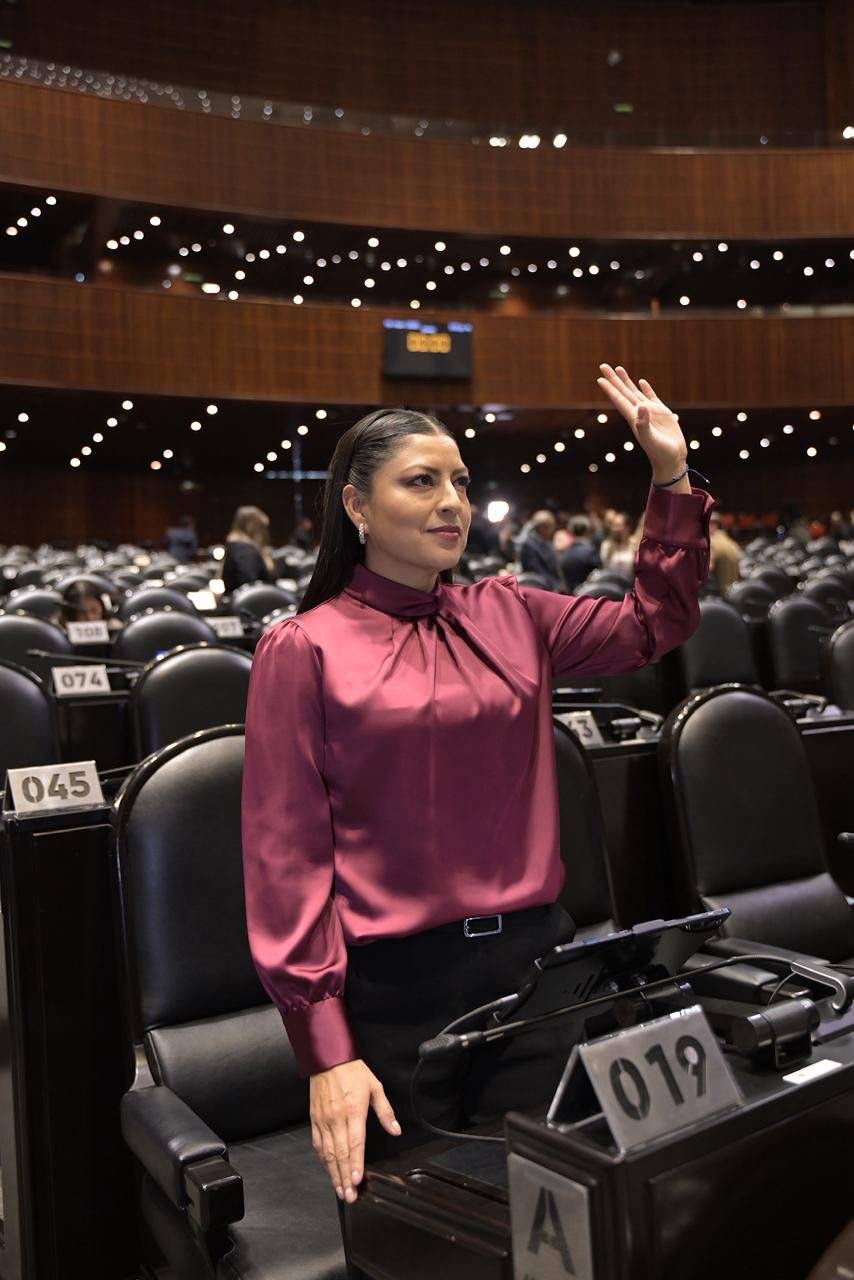 Morena impulsa regulación de la IA para proteger datos personales en México