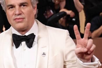 Mark Ruffalo y Wanda Sykes alzan la voz contra ICE y Trump en los Globos de Oro