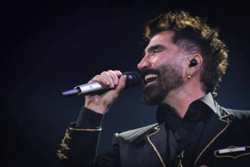 Alejandro Fern&aacute;ndez es hospitalizado y sometido a cirug&iacute;a de emergencia