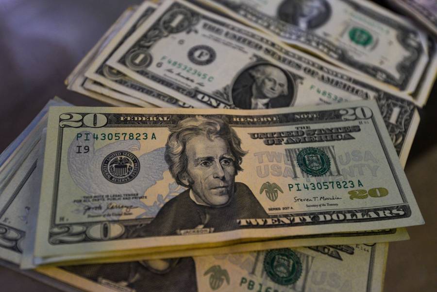 Dólar abre la jornada en 17.92 pesos este martes 13 de enero