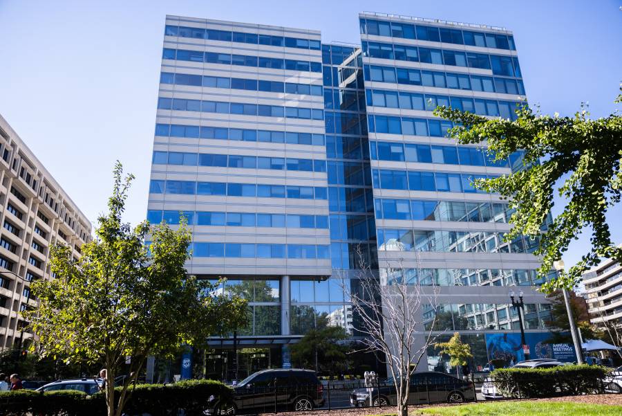 Banco Mundial proyecta crecimiento econ&oacute;mico moderado para M&eacute;xico en la primera mitad del sexenio de Sheinbaum
