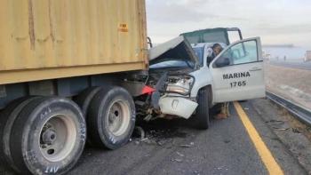 Fatal accidente en autopista M&eacute;xico-Morelia-Guadalajara deja un muerto y 10 marinos heridos
