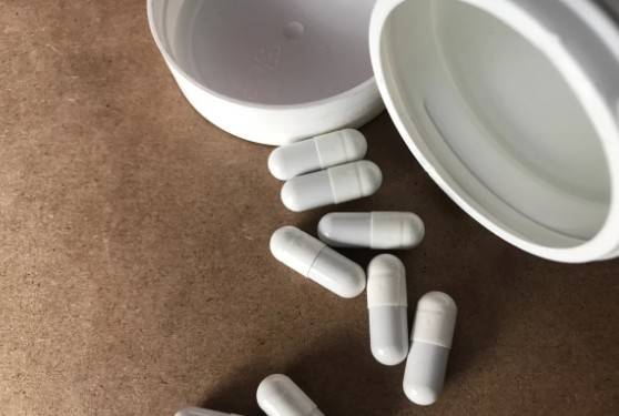 Lo ‘natural’ tambi&eacute;n da&ntilde;a: alertan por suplementos detox que ponen en riesgo el h&iacute;gado