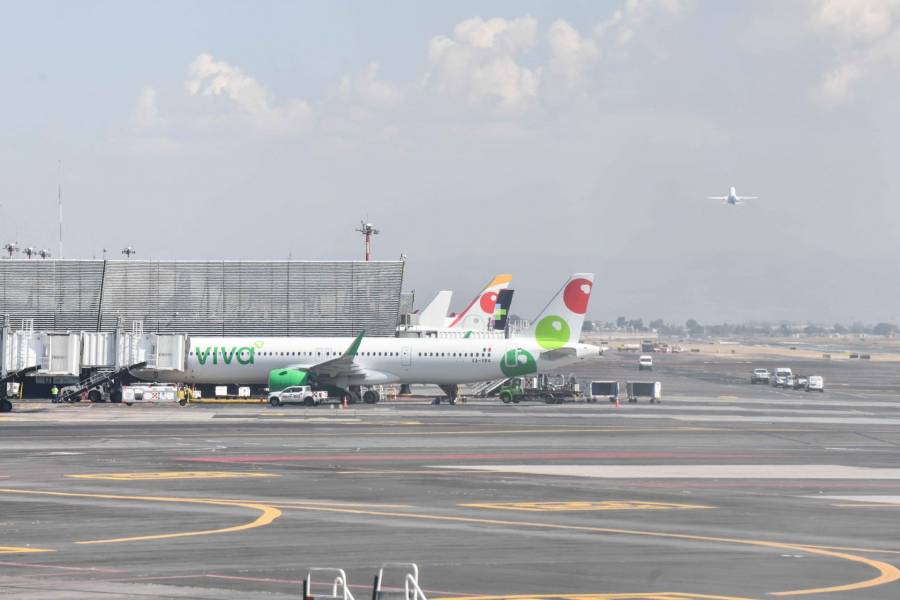 Trump exige más slots en el AICM, pero aerolíneas de Estados Unidos no los aprovechan