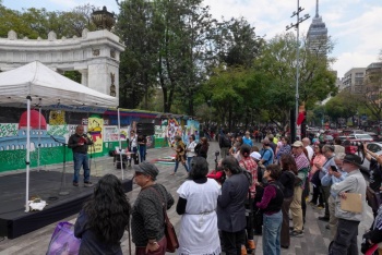 M&aacute;s de 50 poetas expresan solidaridad con Gaza en lectura colectiva