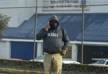 Frente fr&iacute;o 29 provoca descenso de temperatura y ambiente invernal en la CDMX este domingo