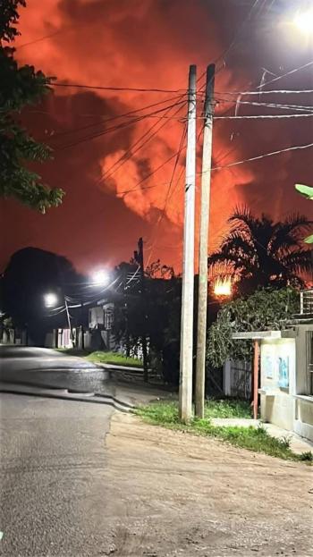 Explosi&oacute;n en gasera de Villahermosa deja dos lesionados y da&ntilde;os materiales
