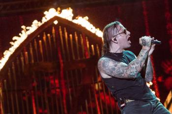 Avenged Sevenfold regresa a M&eacute;xico tras una d&eacute;cada de ausencia con lleno en el estadio GNP