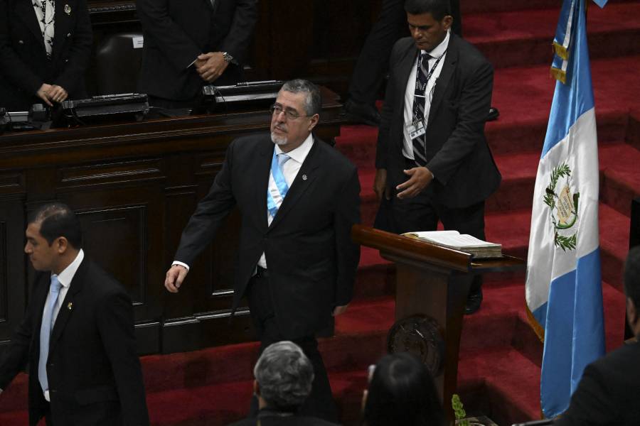 Presidente de Guatemala decreta estado de sitio tras asesinato de ocho polic&iacute;as por pandilleros