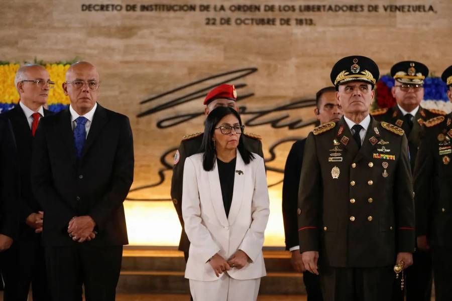 Venezuela activa plan para aumentar producción de oro y celebra 100 vuelos de repatriación desde EE.UU.