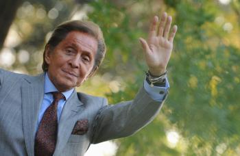 Muere a los 93 a&ntilde;os el dise&ntilde;ador italiano Valentino