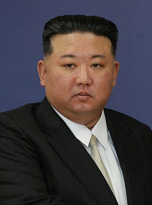 Kim Jong-un destituye a ministro por fallas en construcción de fábrica de misiles