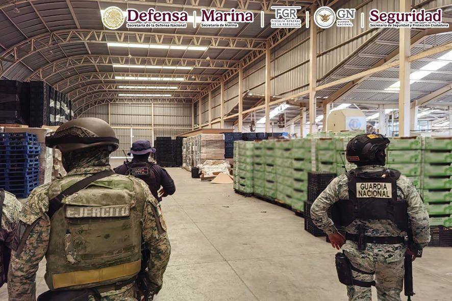 Detienen a cuatro personas y aseguran armar por Plan Michoacán