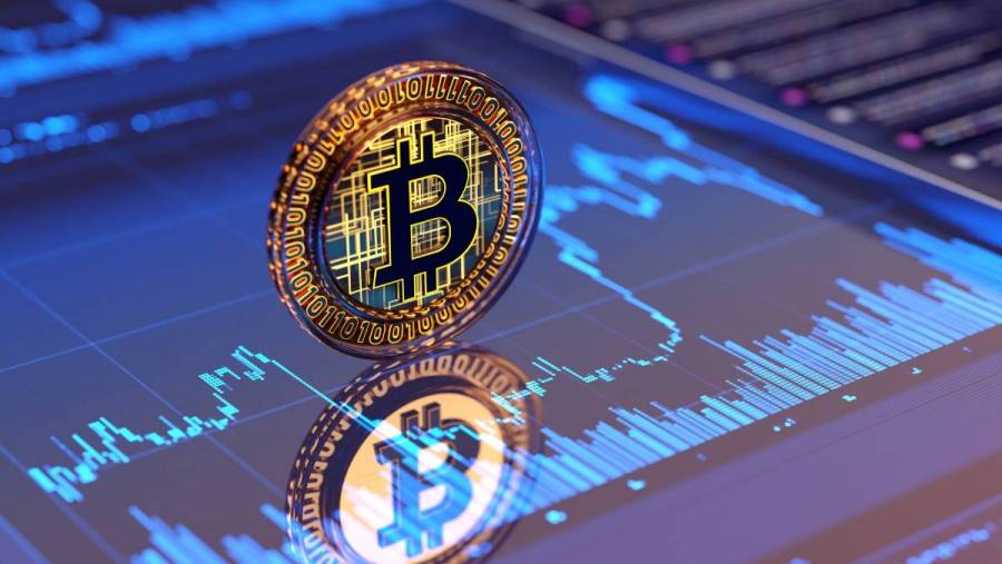 Bitcoin pierde impulso tras rally navideño y enfrenta salidas masivas de ETF