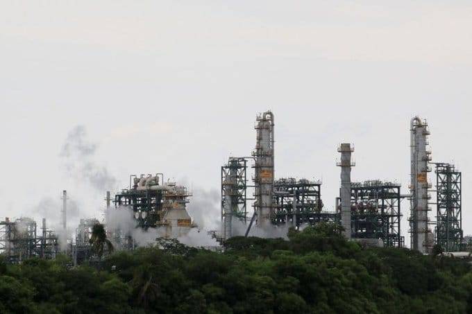 Conato de incendio en la refinería Dos Bocas reactiva alertas de seguridad operativa