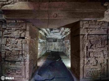 INAH descubre tumba zapoteca en Huitzo; Sheinbaum la califica como el hallazgo arqueol&oacute;gico m&aacute;s relevante de la &uacute;ltima d&eacute;cada