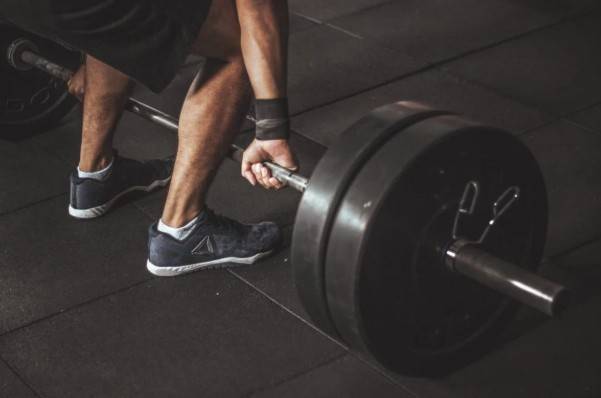 Mayo Clinic vincula la densidad muscular con el riesgo de ca&iacute;das desde los 45 a&ntilde;os