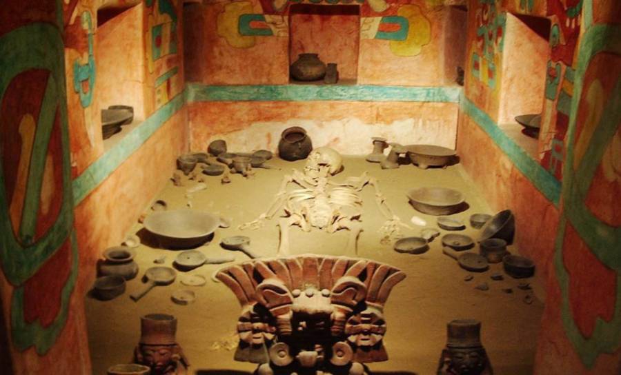 Sheinbaum destaca hallazgo de tumba zapoteca del a&ntilde;o 600 en Oaxaca como el m&aacute;s relevante de la d&eacute;cada