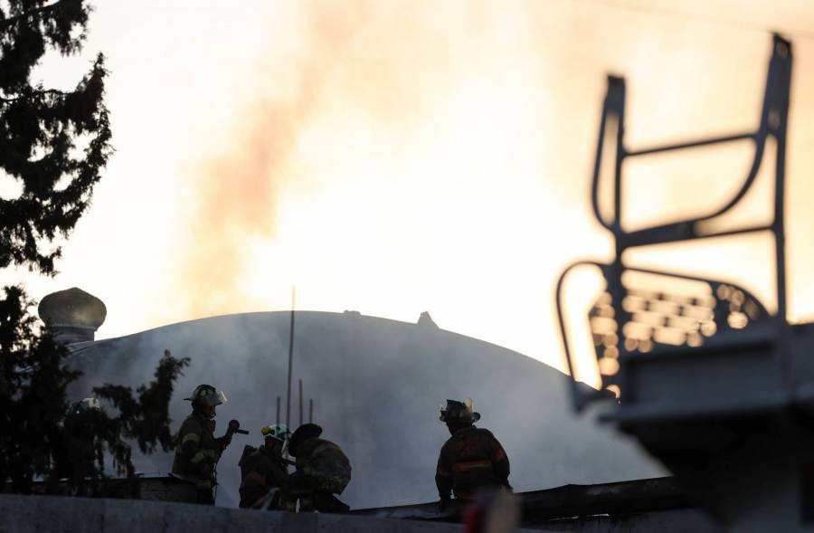 Controlan incendios en dos municipios del Valle de M&eacute;xico sin reportar lesionados