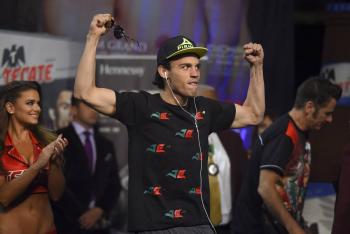 Ch&aacute;vez Jr. regresa al ring con victoria tras enfrentar problemas legales en Estados Unidos