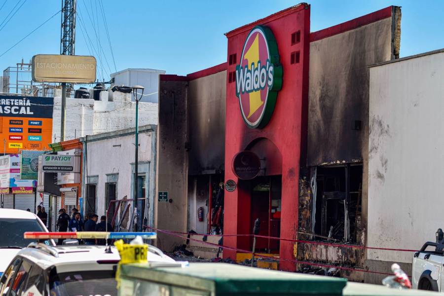 Vinculan a proceso a seis personas y a la persona moral de Waldo’s por el incendio en Hermosillo